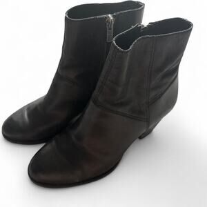 Frye Black Leather Ankle Boots Women Size 6.5 Seamed Luxury Minimalist Zipper